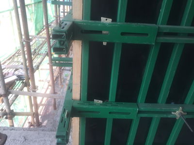鋼背楞又稱為新型模板加固體系,標準化模板定型加固工具